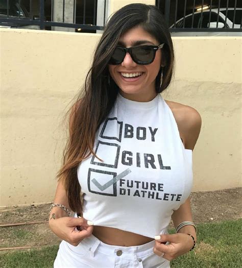 porno xxx de mia khalifa|Vídeos Pornôs de Mia Khalifa 